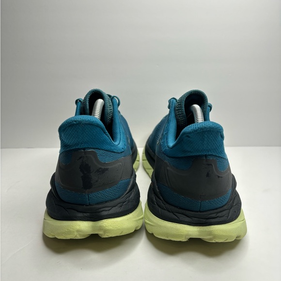 Size 10.5D - Hoka One One Mach 4 Blue Coral - Picture 5 of 8